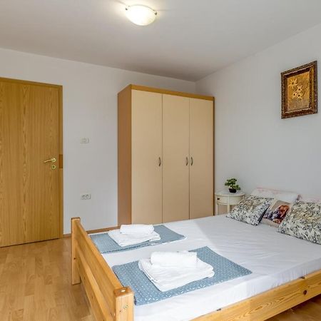 Apartment Between The Vineyard Ankaran Εξωτερικό φωτογραφία