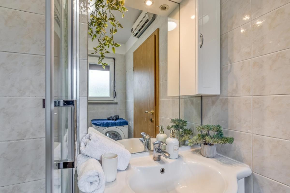 Apartment Between The Vineyard Ankaran Εξωτερικό φωτογραφία